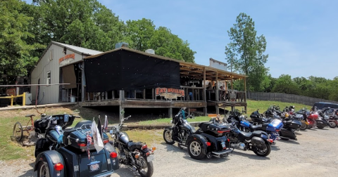 The Small Town Restaurant Where Locals Catch Up Over Burgers And Beer